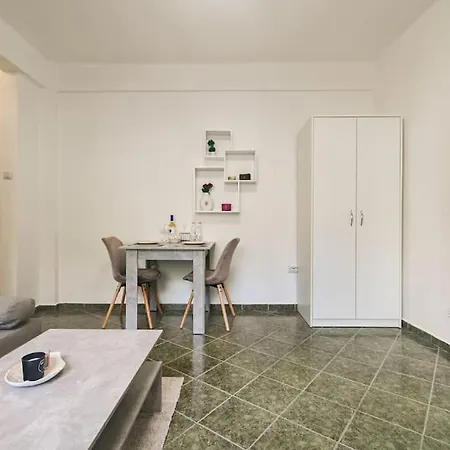 Apartment Tsar Liberator Studio