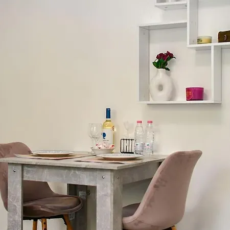Tsar Liberator Studio Appartement *