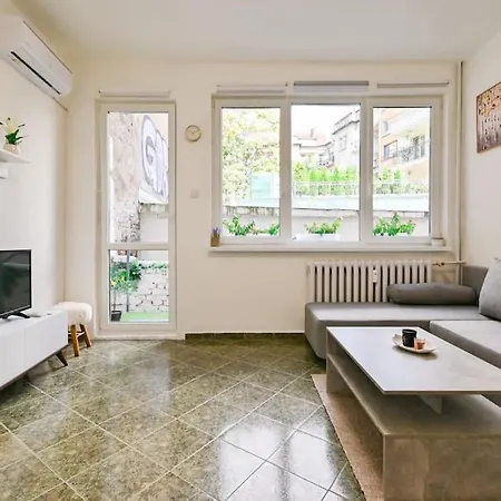 Tsar Liberator Studio Appartement